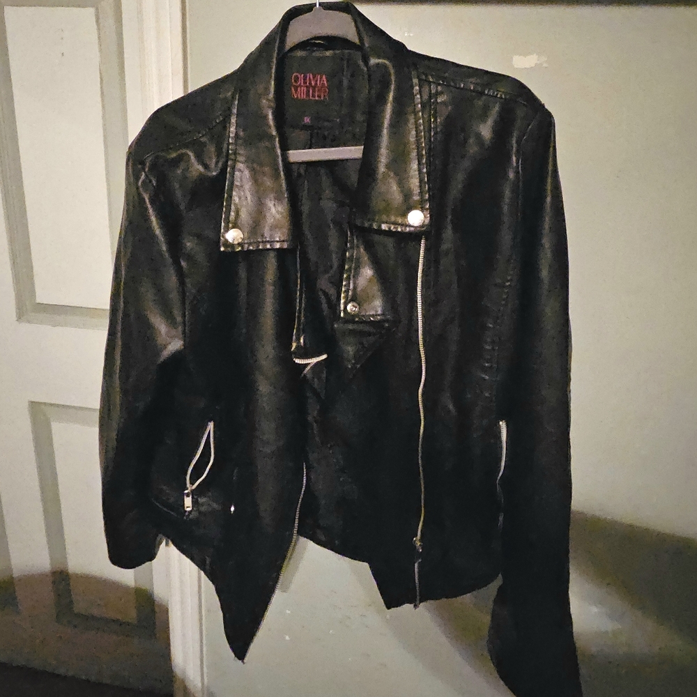 Women's leather jacket size XL